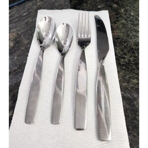 Sasaki AXIS pattern Stainless Flatware 4 Piece Place Setting Spoons Fork Knife